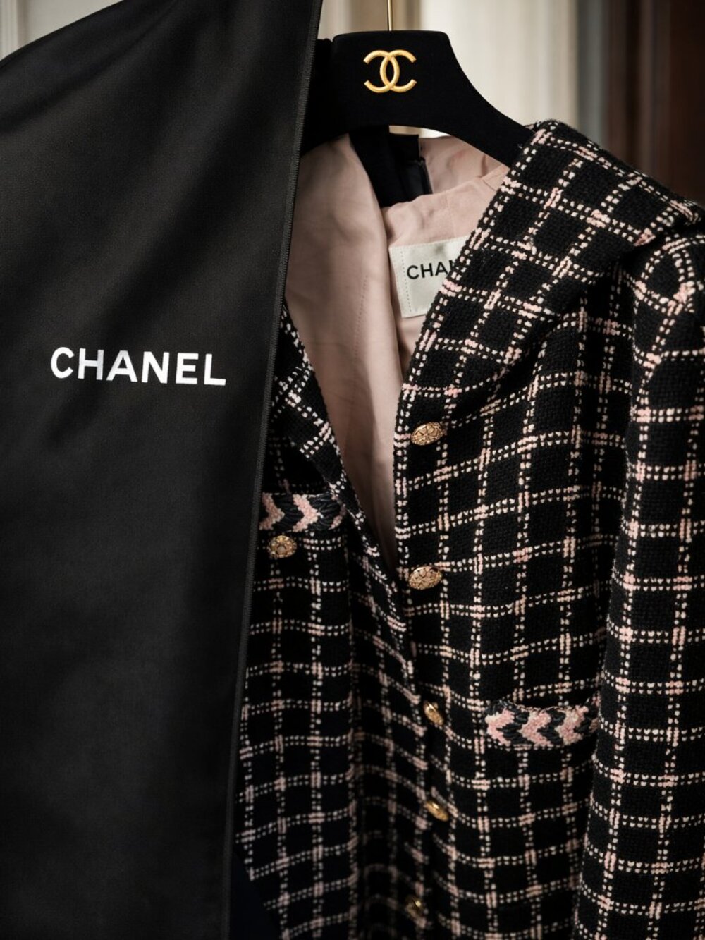 Chanel 24S Black Pink Tweed Hooded Coat FR 36 NWT